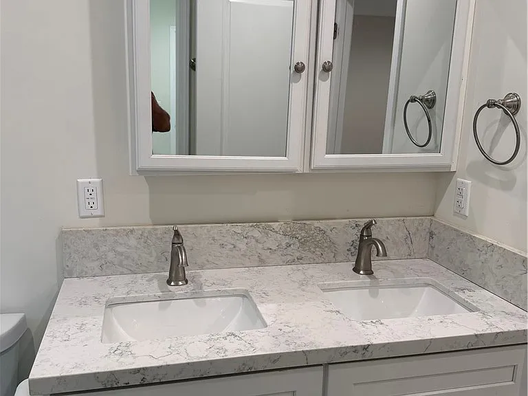 1440 Adu — Photo 12