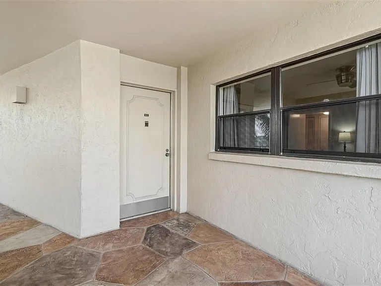 8770 Midnight Pass Rd #402B — Photo 5