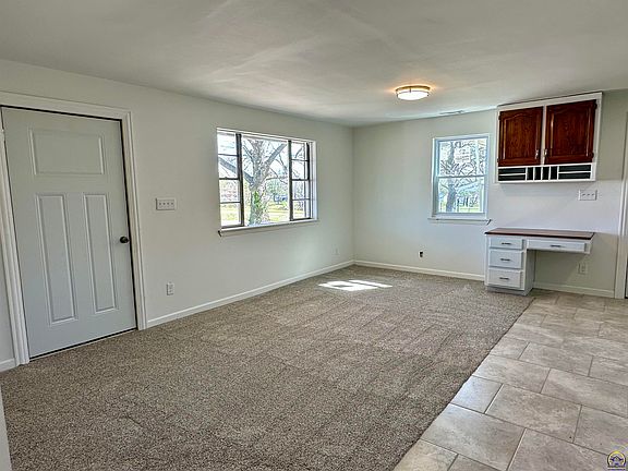 5th image of 608 Ratz St