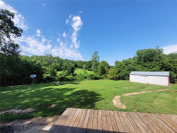 2nd image of 27867 Lookout Rd