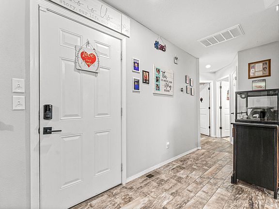 5th image of 849 S Cobble Creek Boulevard