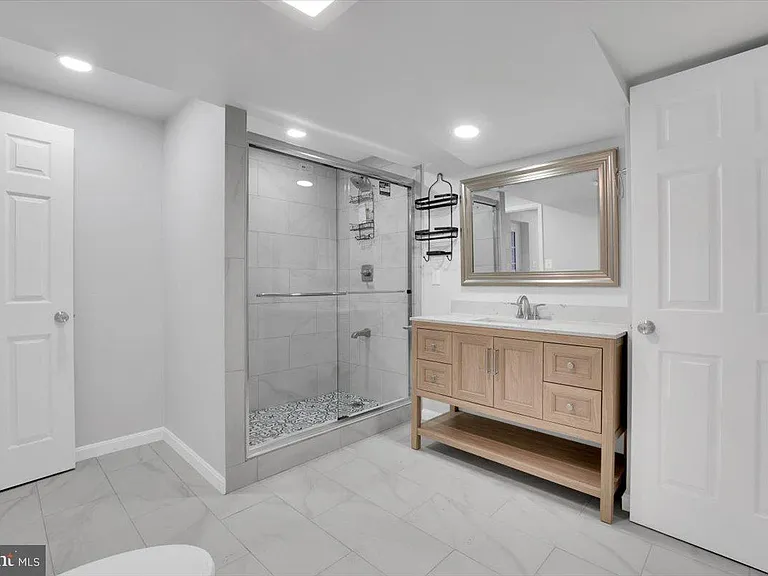 12451 Plowman Ct — Photo 34