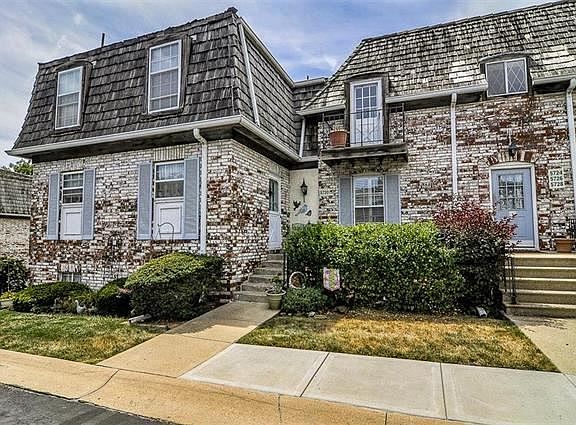 2nd image of 5726 Metcalf Ct