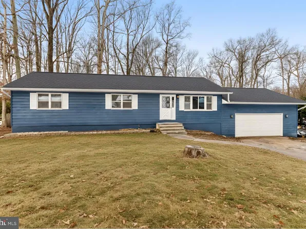 29 Hillcrest Dr, Stafford, VA 22556