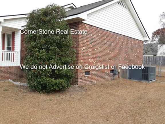 3rd image of 6701 Pin Oak Ln