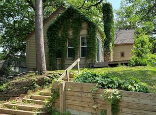 2621 38th St, Des Moines, IA 50310