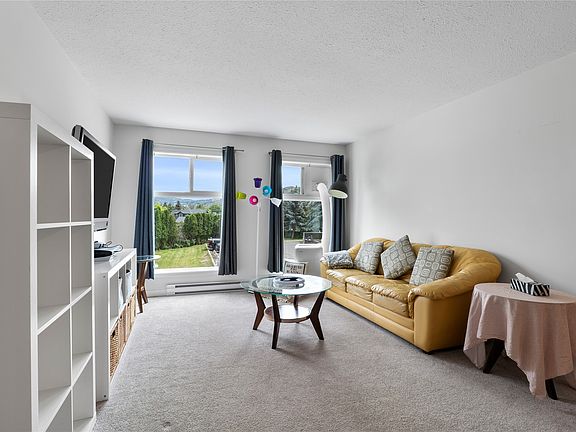 3rd image of 1760 Brunner Ave #106