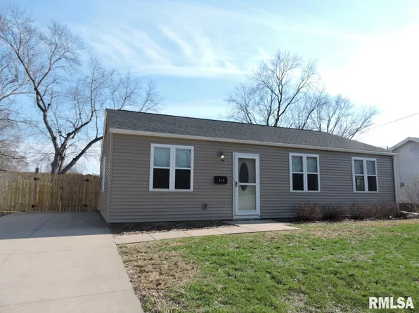 610 Lasalle Blvd, Marquette Heights, IL 61554