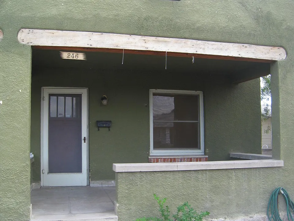 246 E University Blvd