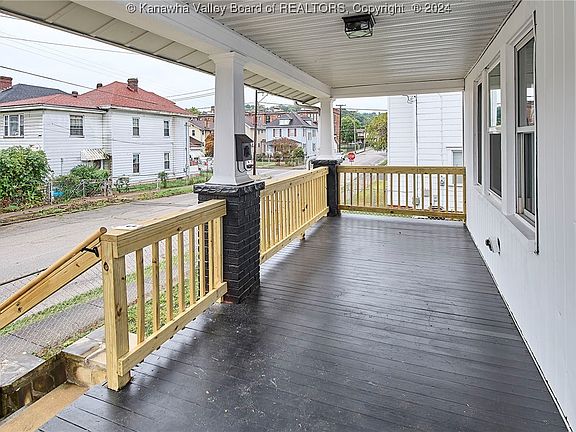 2nd image of 405 Glenwood Ave