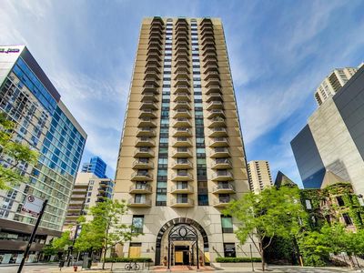 70 W Huron St APT 1103, Chicago, IL, 60654