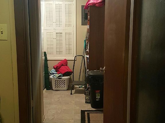 Laundry Room & Back Entrance