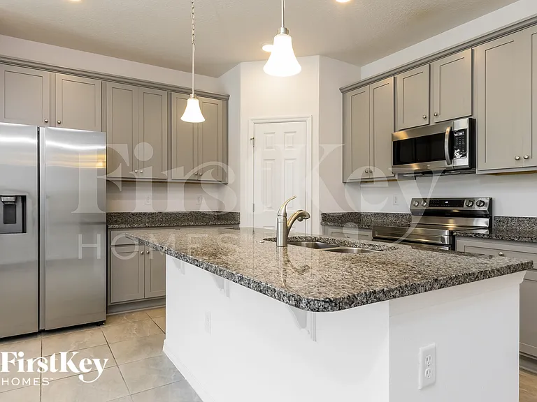 1630 Isleta Loop — Photo 5