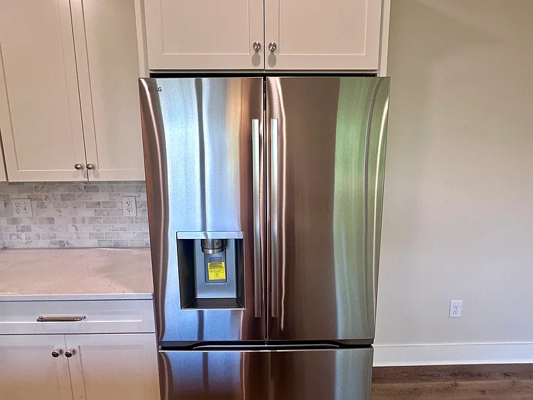 615 Waco Dr #B — Photo 11