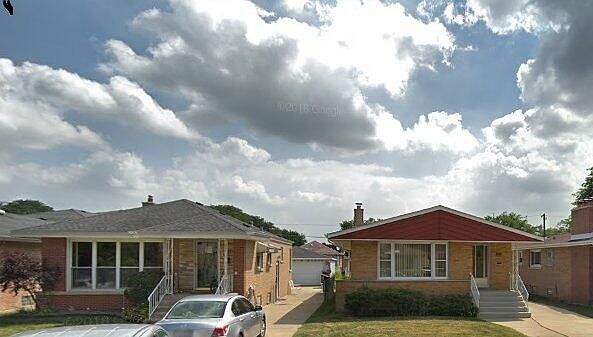 1st image of 3109 W 101st Pl