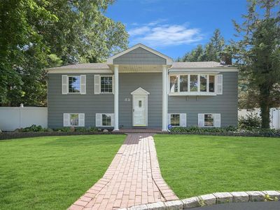 82 Washburn Street, Lake Grove, NY, 11755