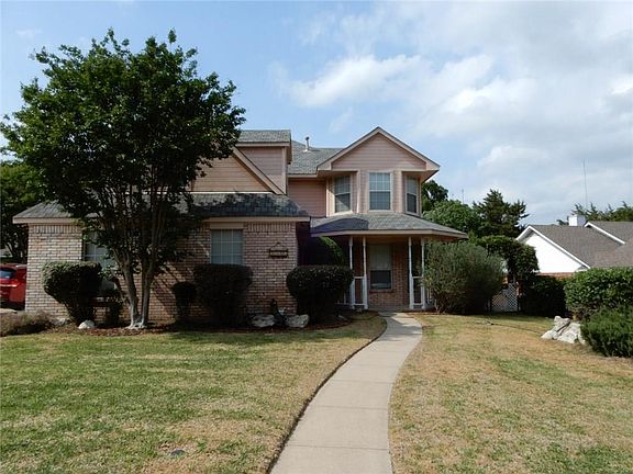 3rd image of 1526 Valerie Dr