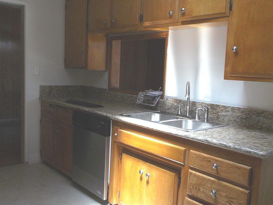 1st image of 3852 S Bronson Ave