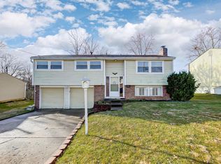 4219 Glenhaven Rd, Cincinnati, OH 45238