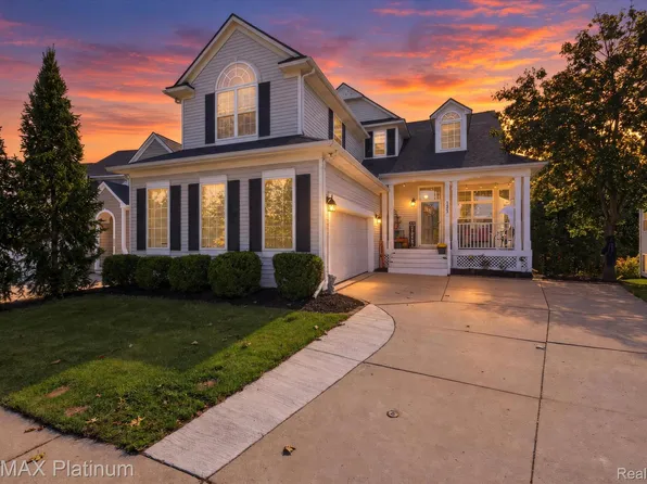 123 Merrimack Dr, Howell, MI 48843