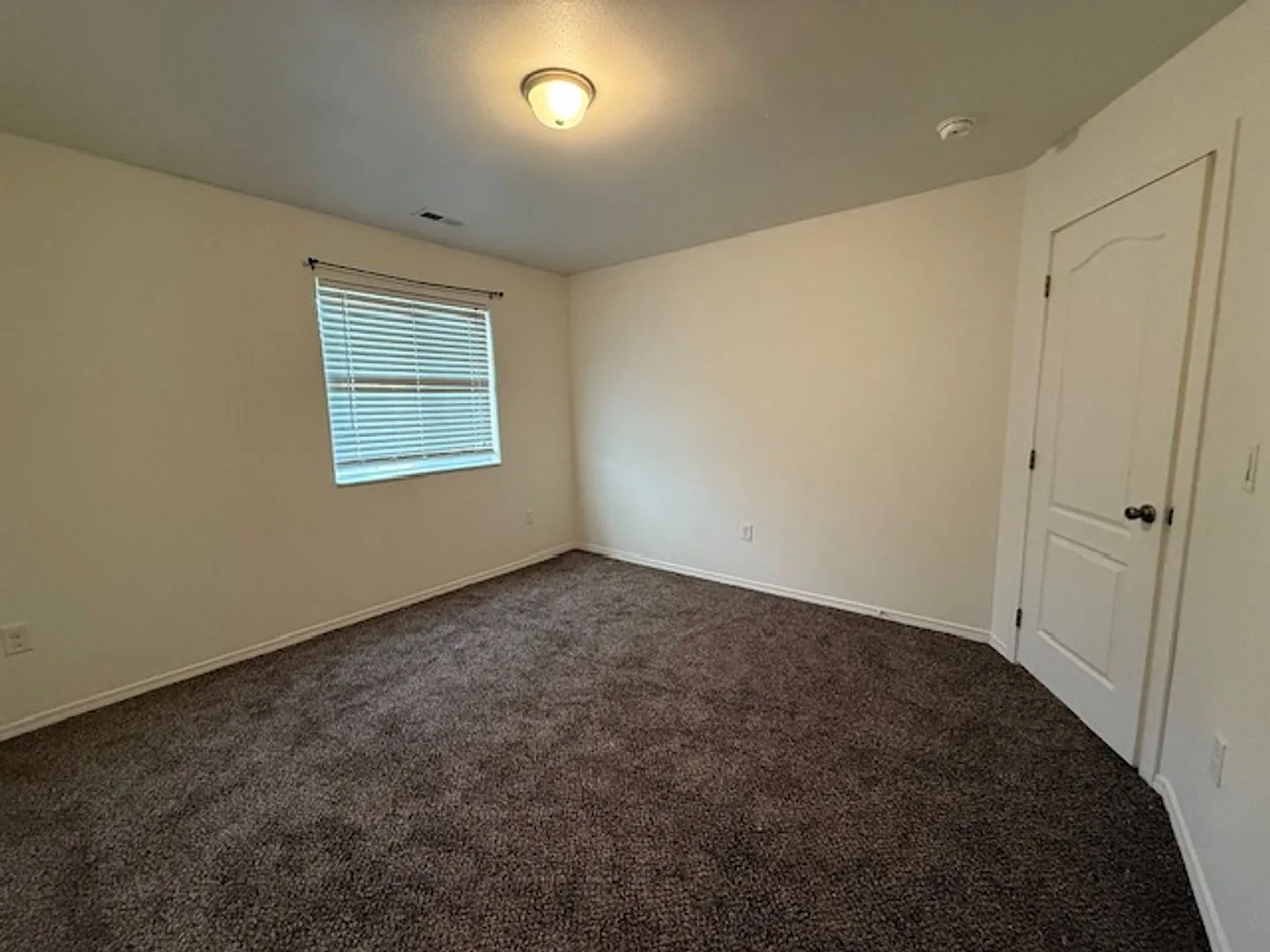 1340 Shaker Place — Photo 3
