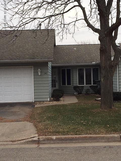 1st image of 141 Valley Trail Dr