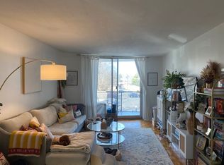 19 Winchester St APT 302, Brookline, MA 02446