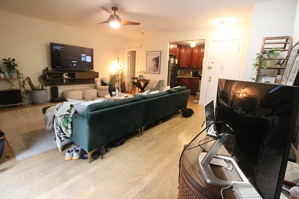 Rented by Luxor Homes & Investment Realty | media 43