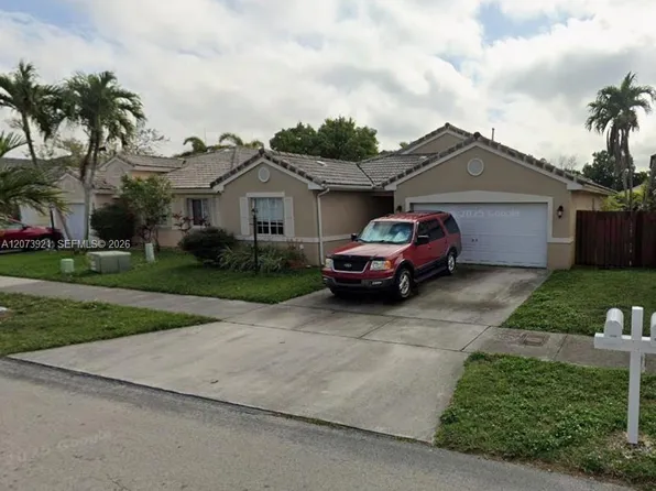 15840 SW 85th St, Miami, FL 33193