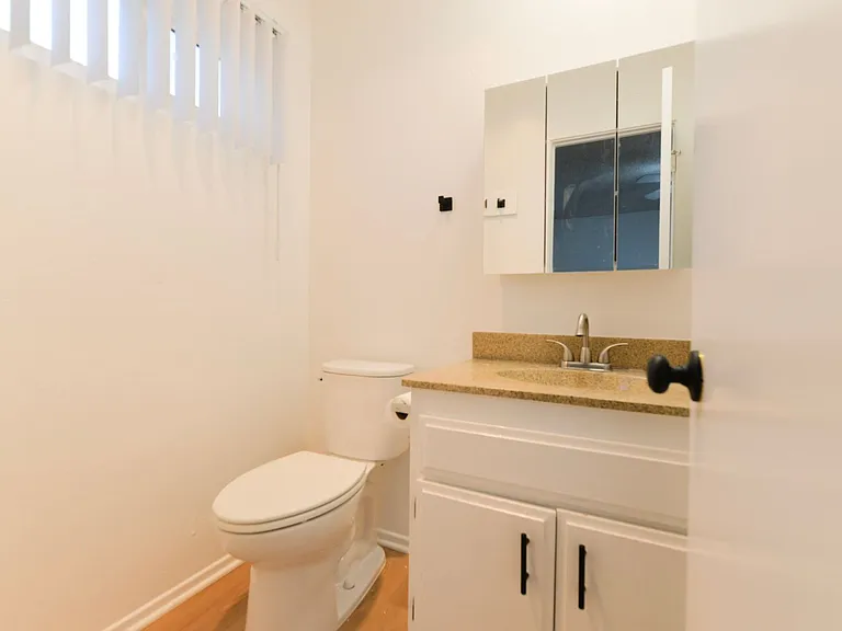 306 Avenida Granada — Photo 18