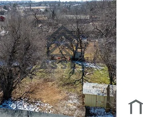 422 E Northrup Dr — Photo 15