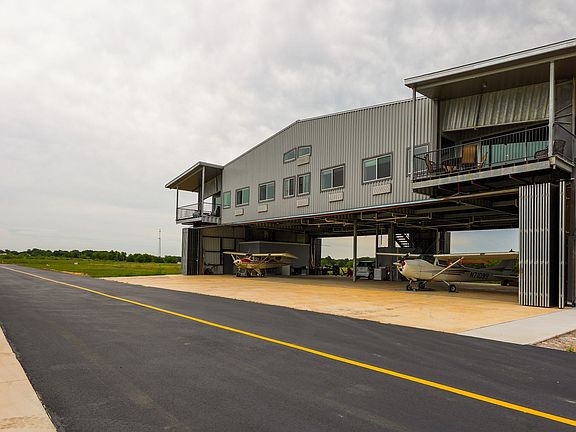 2nd image of 15850 Salado Airport Rd #1
