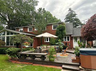 3864 S Custer Rd, Monroe, MI 48161