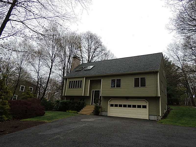 1st image of 82 Woodland St