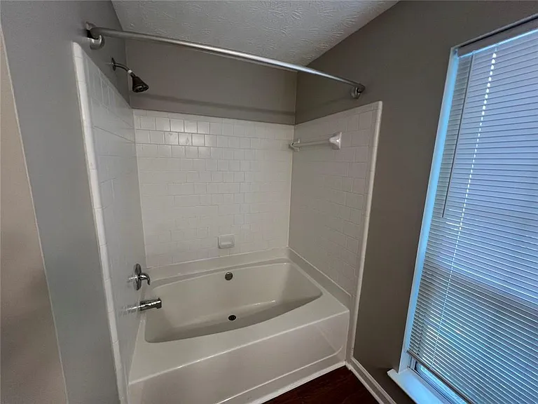 3770 Oak Park Dr — Photo 15