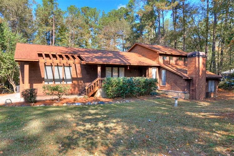 1st image of 4795 Silver Lake Dr