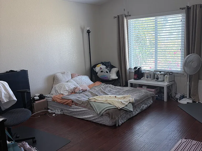 5057 Trojan Ct — Photo 18