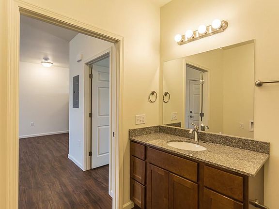 4th image of 5610 Red Sox Way Unit 7