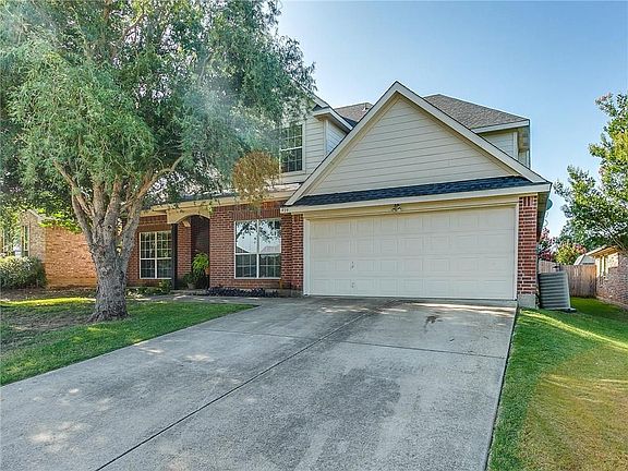3rd image of 939 Joshua Dr