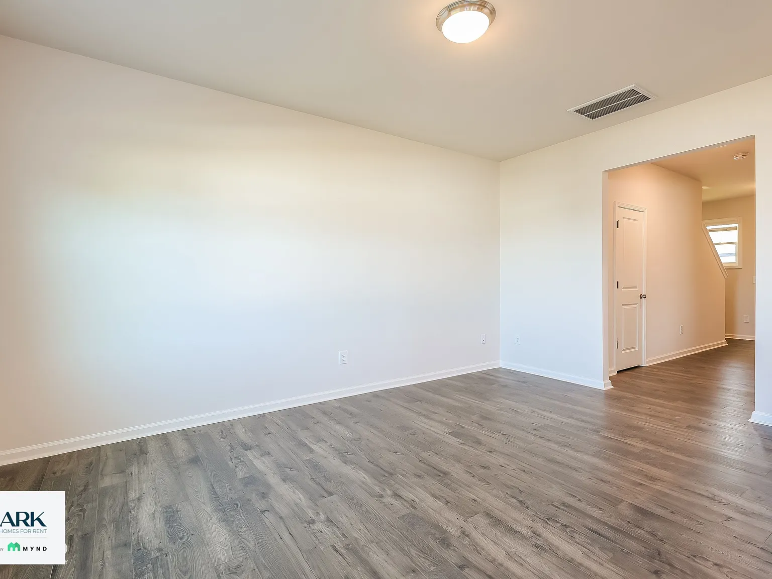 3 bed, 2.0 bath, 1448 sqft, $1,629 — Photo 4