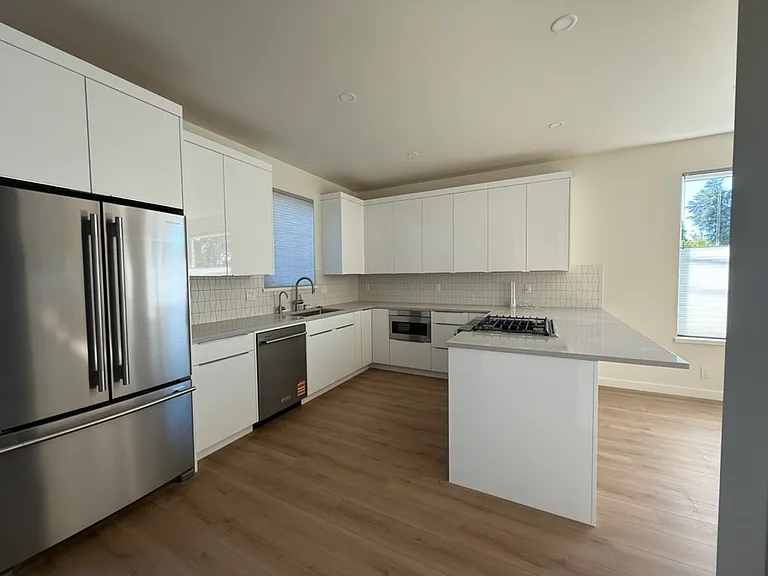 2212 Emerson Dr #1 — Photo 3