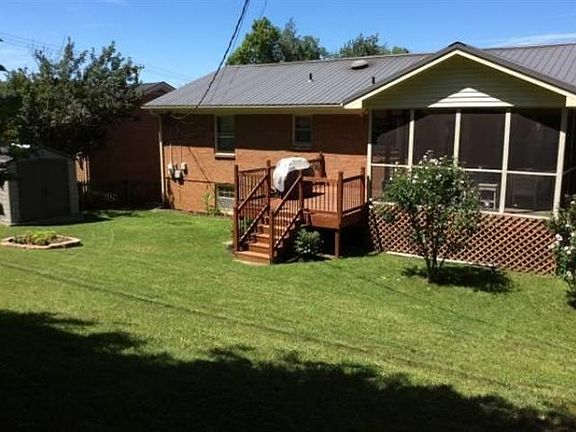 3rd image of 4368 Calevares Dr