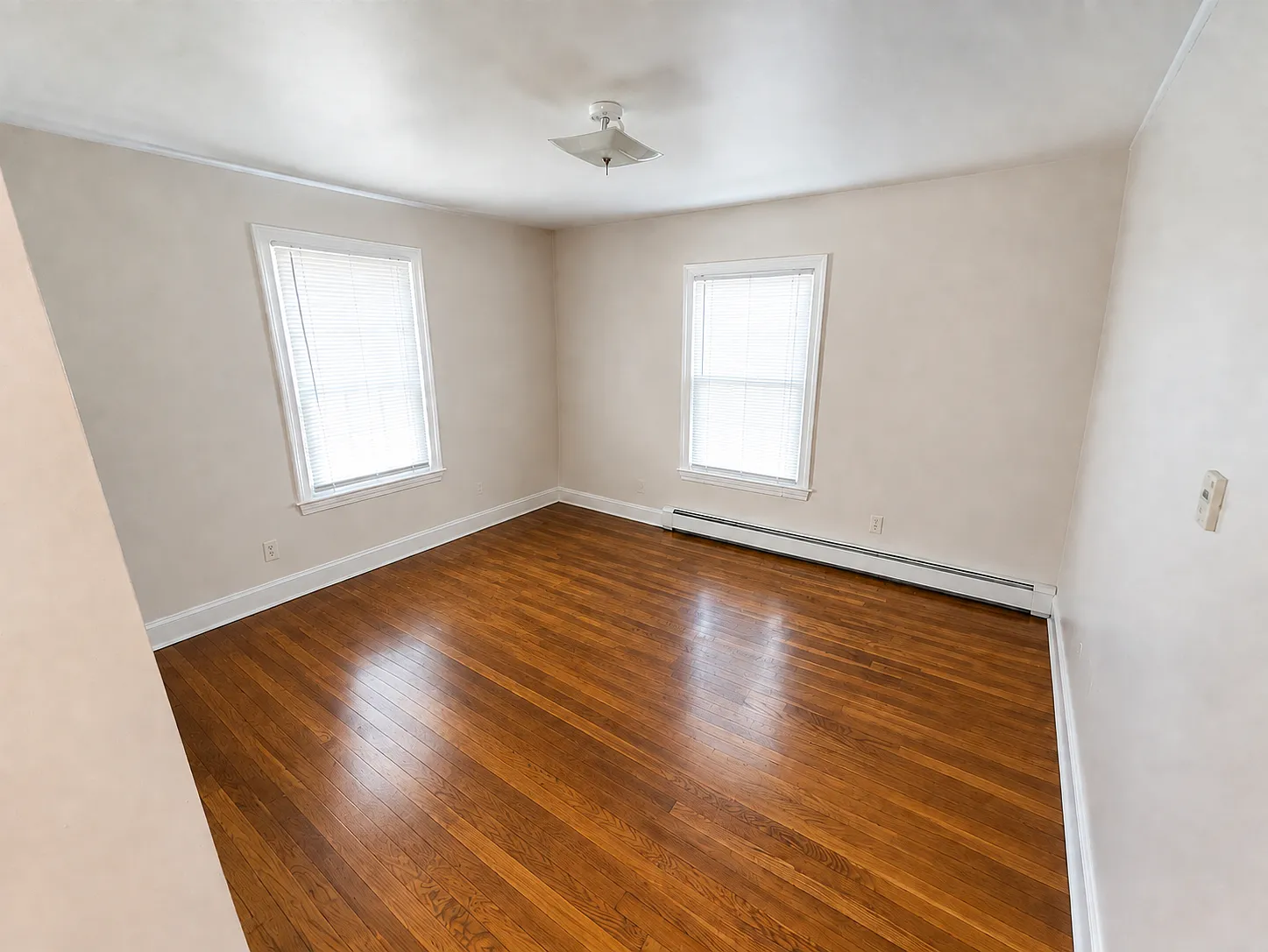 2 bed, 775 sqft, $2,375 — Photo 2