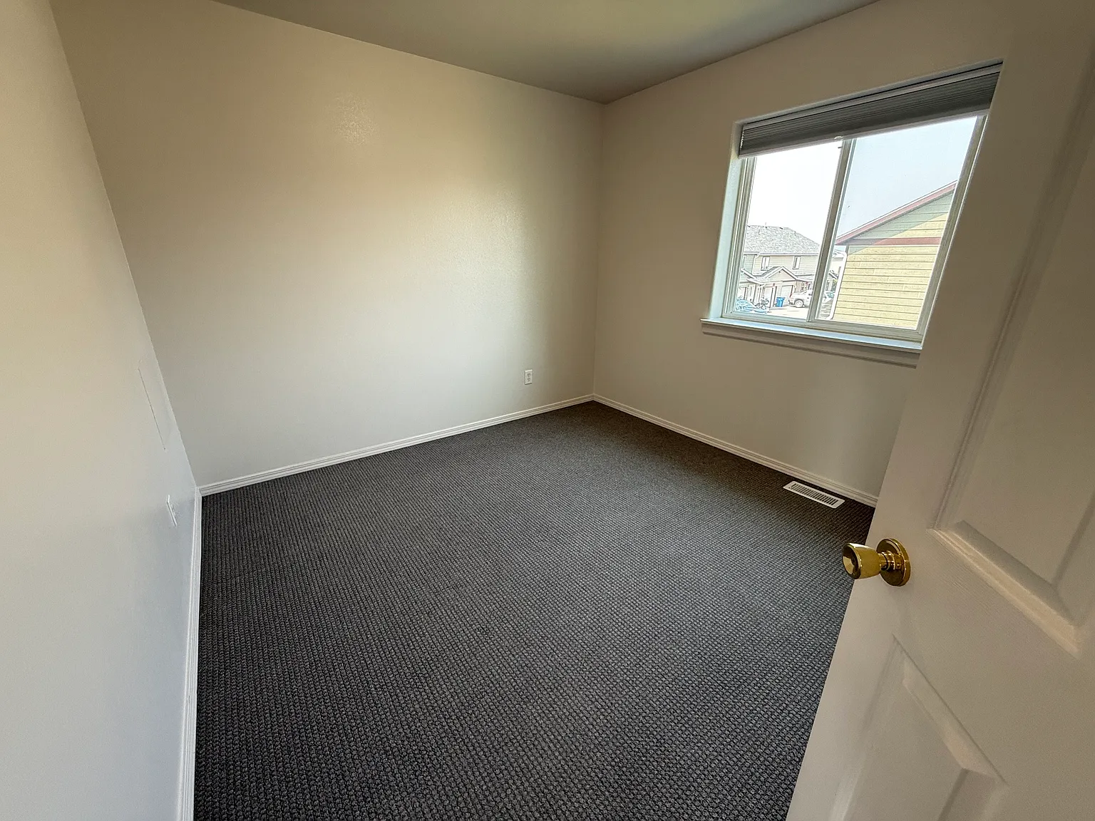 4 bed, 1650 sqft, $2,800 — Photo 3