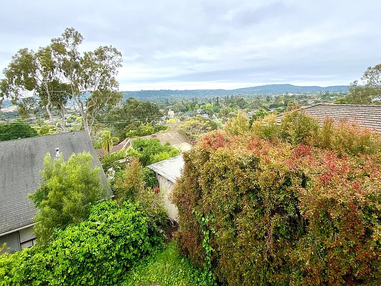 Enchanting 1-Bedroom, 1-Bath Oasis with Stunning Views — Photo 12