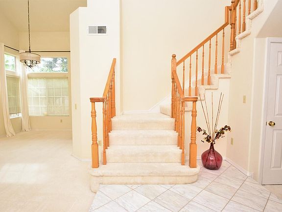 3rd image of 8316 Fox Hound Cir