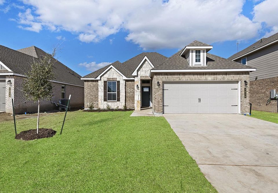 1st image of 1016 Shelby Dr