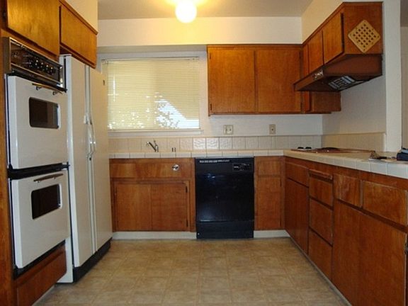 5th image of 6736 San Joaquin St