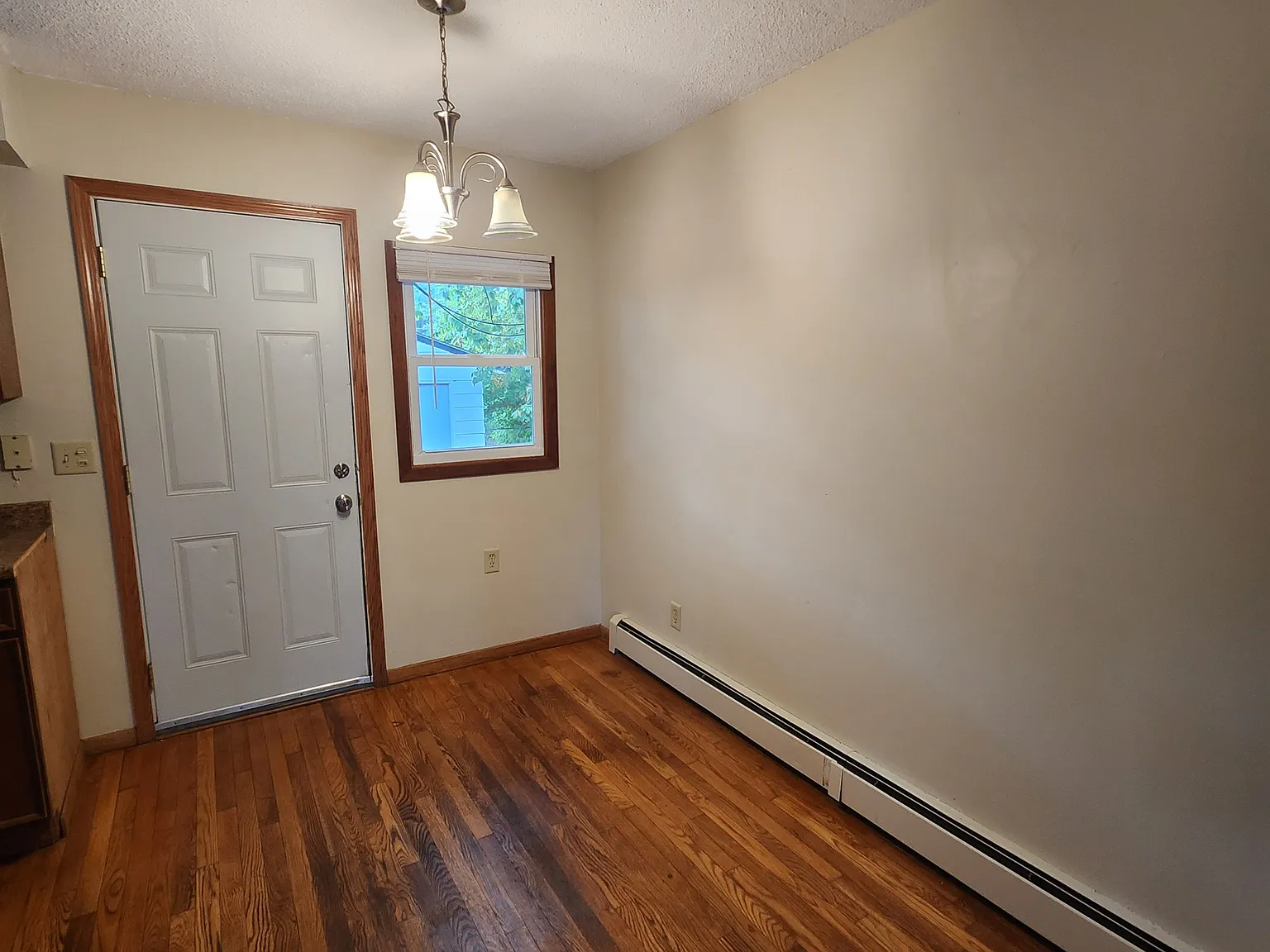 2 bed, $1,700 — Photo 3