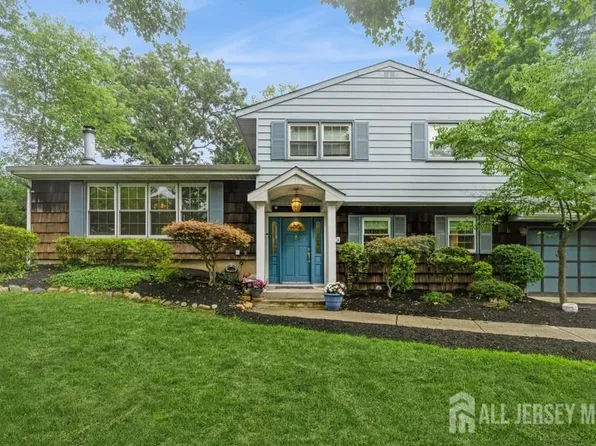 42 Corona Rd, East Brunswick, NJ 08816
